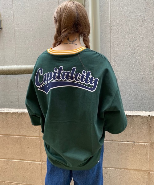 WEGO（ウィゴー）の「WEGO/ヘビーウエイト スタジアムロゴビックシルエット5分袖Tシャツ（Tシャツ/カットソー・メンズ・ダークグリーン/オートミール・MEDIUM/LARGE）」の22枚目の写真