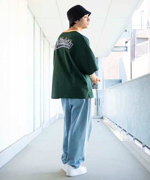 WEGO（ウィゴー）の「WEGO/ヘビーウエイト スタジアムロゴビックシルエット5分袖Tシャツ（Tシャツ/カットソー・メンズ・ダークグリーン/オートミール・MEDIUM/LARGE）」の15枚目の写真