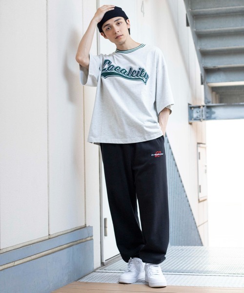 WEGO（ウィゴー）の「WEGO/ヘビーウエイト スタジアムロゴビックシルエット5分袖Tシャツ（Tシャツ/カットソー・メンズ・ダークグリーン/オートミール・MEDIUM/LARGE）」の7枚目の写真