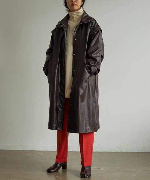 VACANCY(ヴァカンシー)の「ヴィーガンレザーマルチ2wayビックシルエットコート(その他アウター・レディース・ブラック/グリーン/ナチュラル・FREE)」の5枚目の写真