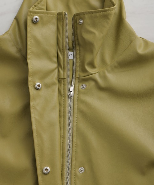 VACANCY(ヴァカンシー)の「ヴィーガンレザーマルチ2wayビックシルエットコート(その他アウター・レディース・ブラック/グリーン/ナチュラル・FREE)」の10枚目の写真