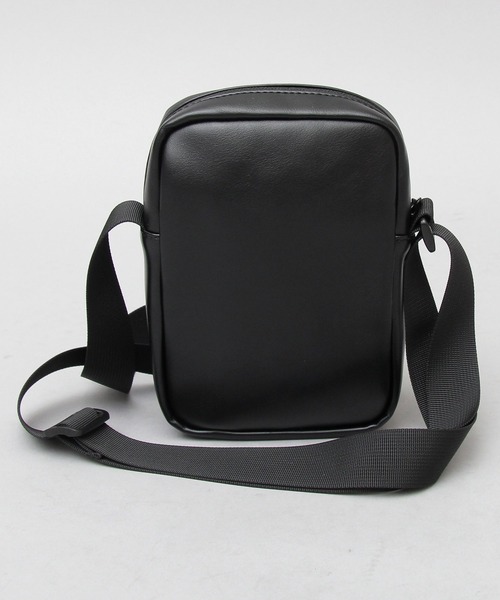 KANGOL（カンゴール）の「＜A.M.S.別注＞ レザー調 縦型 スクエア ミニショルダーバッグ（ショルダーバッグ・メンズ・ブラック/ベージュ/ブラック系その他・FREE）」の9枚目の写真