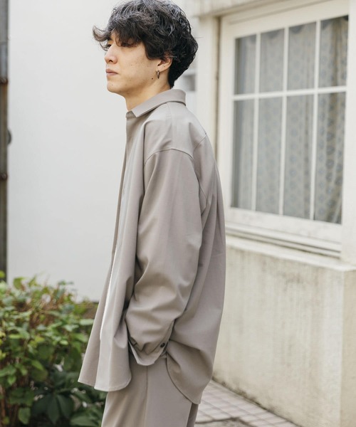 SENSE OF PLACE by URBAN RESEARCH（センスオブプレイスバイアーバンリサーチ）の「『セットアップ対応』カラールーズシャツA（シャツ/ブラウス・メンズ・ライトベージュ/グレー/ブラウン/ホワイト/ブラック・MEDIUM/LARGE）」の16枚目の写真