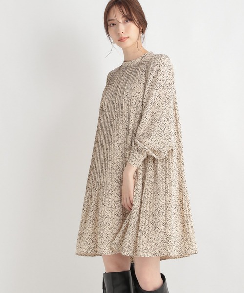 Andemiu（アンデミュウ）の「【ミニ丈WEB限定】ランダムドットプリーツワンピース219522（ワンピース・レディース・ブラック/ブラウン/アイボリー/ブラック系その他/ベージュ/グリーン・FREE/フリー）」の12枚目の写真