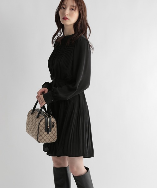 Andemiu（アンデミュウ）の「【ミニ丈WEB限定】ランダムドットプリーツワンピース219522（ワンピース・レディース・ブラック/ブラウン/アイボリー/ブラック系その他/ベージュ/グリーン・FREE/フリー）」の17枚目の写真