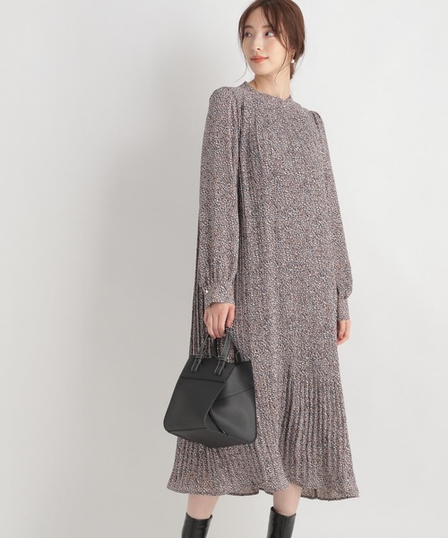 Andemiu（アンデミュウ）の「【ミニ丈WEB限定】ランダムドットプリーツワンピース219522（ワンピース・レディース・ブラック/ブラウン/アイボリー/ブラック系その他/ベージュ/グリーン・FREE/フリー）」の22枚目の写真