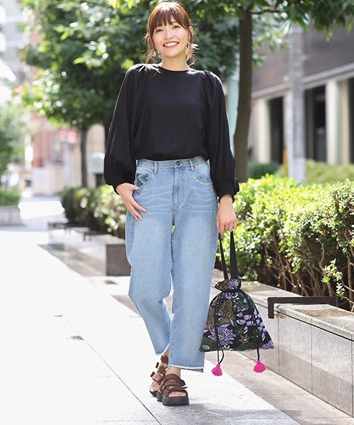 チチカカ（チチカカ）の「リサイクルデニムパンツ（デニムパンツ・レディース・ブルー/インディゴブルー・SMALL/LARGE/MEDIUM）」の15枚目の写真