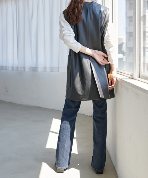 DISCOAT（ディスコート）の「FレザーVネックベスト（ベスト・レディース・ブラック/ブラウン・FREE）」の19枚目の写真