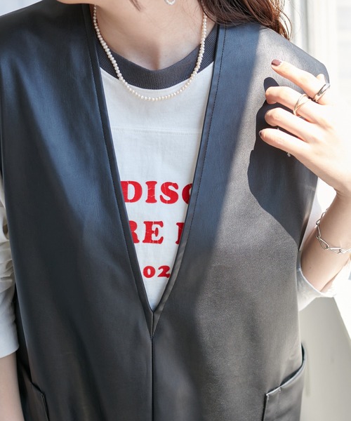 DISCOAT（ディスコート）の「FレザーVネックベスト（ベスト・レディース・ブラック/ブラウン・FREE）」の9枚目の写真