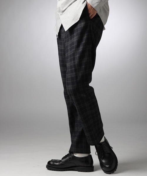 HARE(ハレ)の「ウールチェックパンツ【HARE】(スラックス・メンズ・グレー/ネイビー/ダークネイビー・SMALL/MEDIUM)」の3枚目の写真