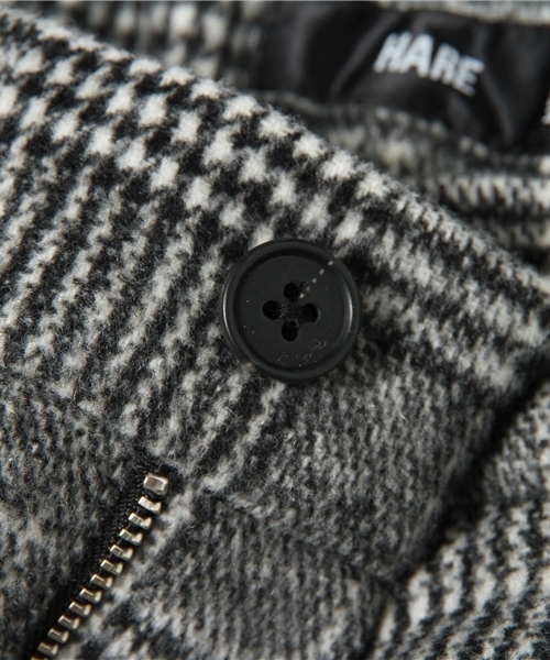 HARE(ハレ)の「ウールチェックパンツ【HARE】(スラックス・メンズ・グレー/ネイビー/ダークネイビー・SMALL/MEDIUM)」の14枚目の写真