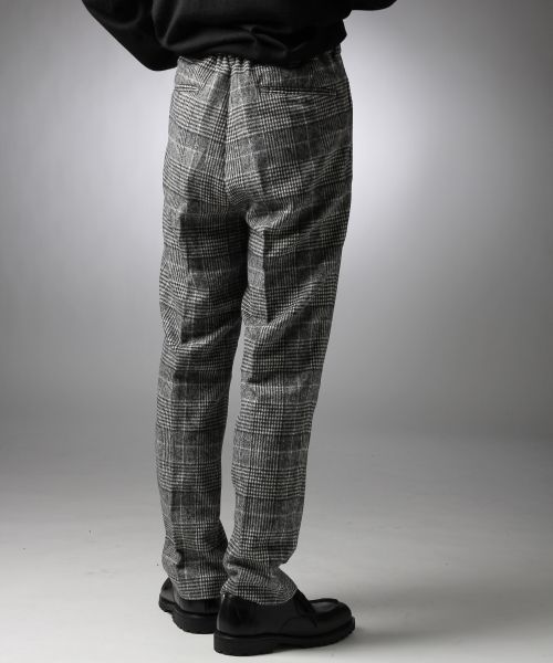 HARE(ハレ)の「ウールチェックパンツ【HARE】(スラックス・メンズ・グレー/ネイビー/ダークネイビー・SMALL/MEDIUM)」の7枚目の写真