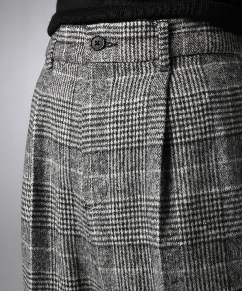 HARE(ハレ)の「ウールチェックパンツ【HARE】(スラックス・メンズ・グレー/ネイビー/ダークネイビー・SMALL/MEDIUM)」の11枚目の写真