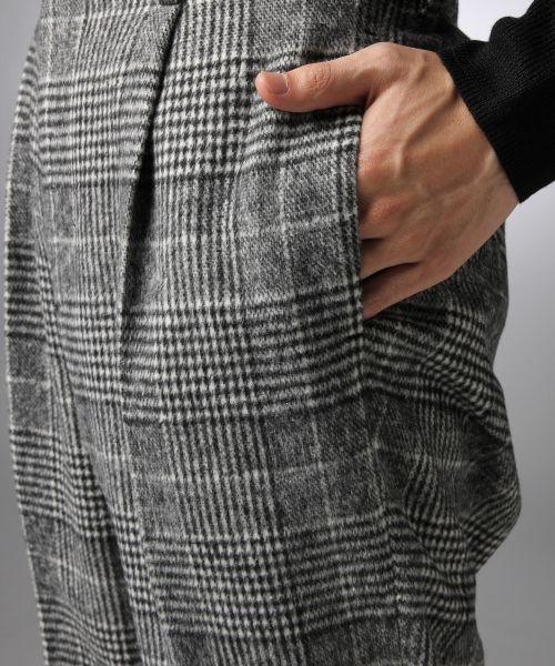 HARE(ハレ)の「ウールチェックパンツ【HARE】(スラックス・メンズ・グレー/ネイビー/ダークネイビー・SMALL/MEDIUM)」の12枚目の写真