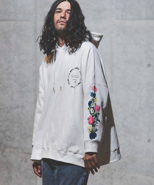 GLIMCLAP(グリムクラップ)の「mpa2710-Back side brushed sweat material printed design hoodie パーカー(パーカー・メンズ・オフホワイト/ブラック・S/M/L)」の1枚目の写真