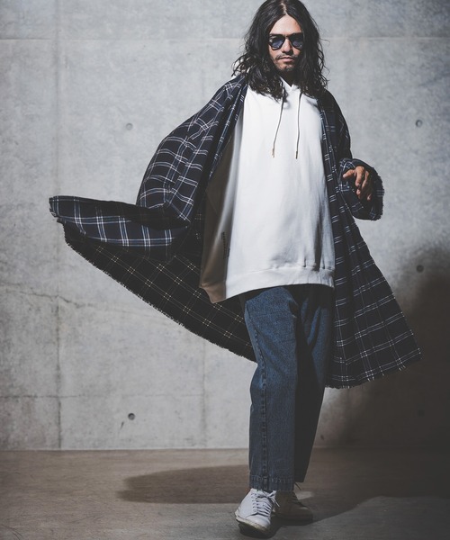 GLIMCLAP(グリムクラップ)の「mpa2710-Back side brushed sweat material printed design hoodie パーカー(パーカー・メンズ・オフホワイト/ブラック・S/M/L)」の16枚目の写真