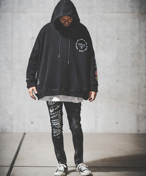 GLIMCLAP(グリムクラップ)の「mpa2710-Back side brushed sweat material printed design hoodie パーカー(パーカー・メンズ・オフホワイト/ブラック・S/M/L)」の5枚目の写真