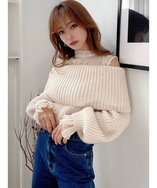 RESEXXY（リゼクシー）の「シアーオフショルニットTOPS（ニット/セーター・レディース・ブラック/ブラウン/アイボリー・FREE）」の2枚目の写真