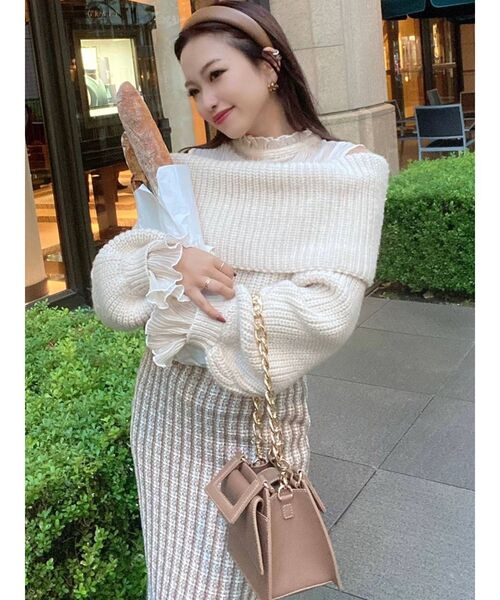 RESEXXY（リゼクシー）の「シアーオフショルニットTOPS（ニット/セーター・レディース・ブラック/ブラウン/アイボリー・FREE）」の22枚目の写真