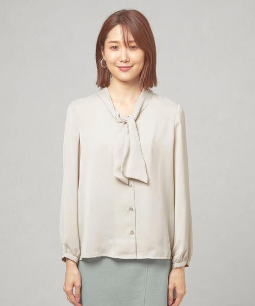 closet story(クローゼットストーリー)の「<closet story(クローゼットストーリー)>サテンドビー タイ ブラウス(シャツ/ブラウス・レディース・ライトグレー/ネイビー/ピンク・FREE)」の11枚目の写真