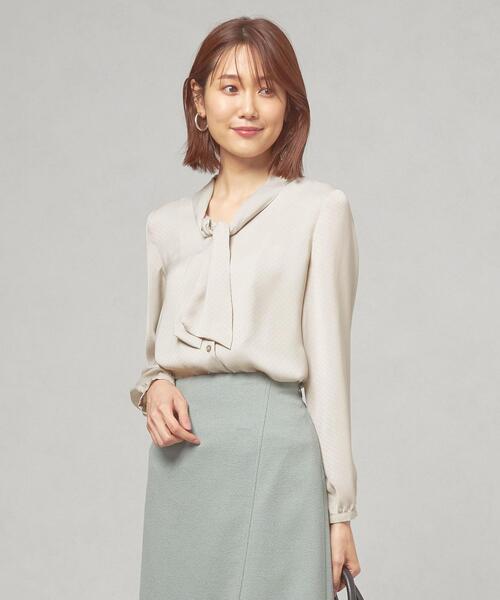 closet story(クローゼットストーリー)の「<closet story(クローゼットストーリー)>サテンドビー タイ ブラウス(シャツ/ブラウス・レディース・ライトグレー/ネイビー/ピンク・FREE)」の10枚目の写真