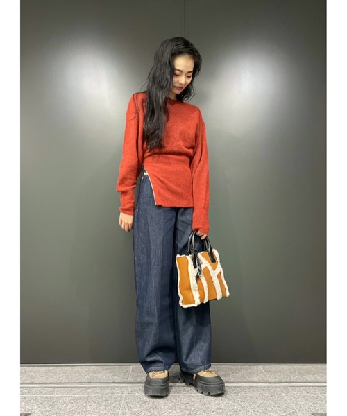 DIESEL（ディーゼル）の「レディース ニット リラックスフィット ボリュームリブ ドロップショルダー（ニット/セーター・レディース・レッド/ブルー・X-SMALL/LARGE/MEDIUM/SMALL）」の10枚目の写真