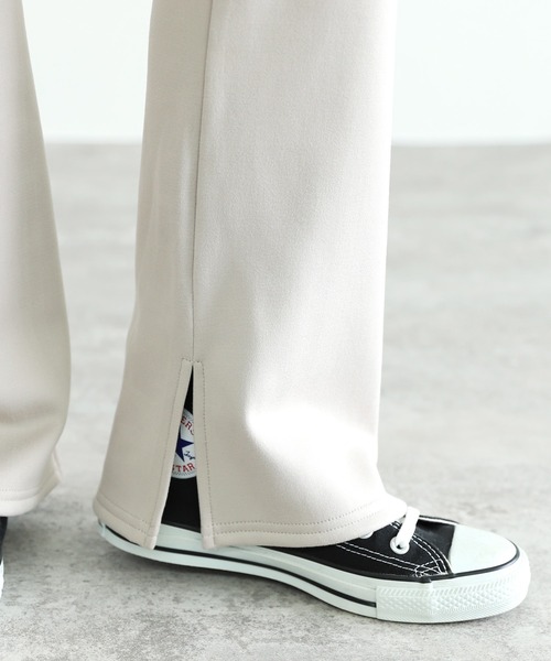 reca(レカ)の「裏起毛スリット入りフレアパンツ(その他パンツ・レディース・グレー系その他/モカ/ブラック/チャコールグレー/キャメル/パープル系その他・FREE)」の11枚目の写真