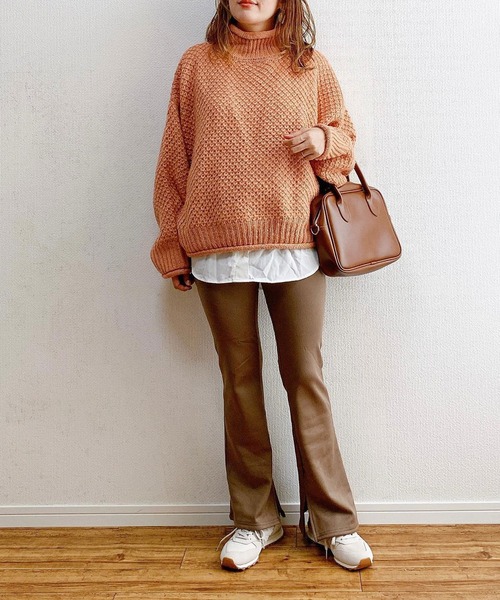 reca(レカ)の「裏起毛スリット入りフレアパンツ(その他パンツ・レディース・グレー系その他/モカ/ブラック/チャコールグレー/キャメル/パープル系その他・FREE)」の18枚目の写真