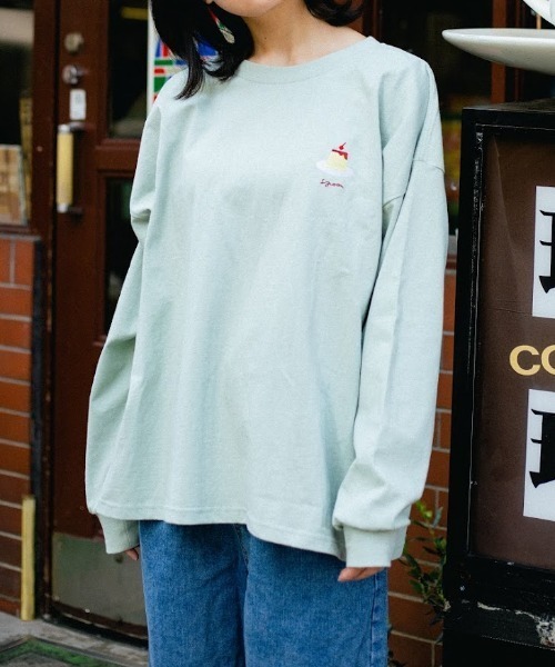 spoon store(スプーンストア)の「ワンポイント刺繍の喫茶長袖Tシャツ(Tシャツ/カットソー・レディース・ホワイト/ライトブルー/カーキ/アイボリー/ベージュ系その他/ブルー系その他/チャコール・フリー)」の6枚目の写真