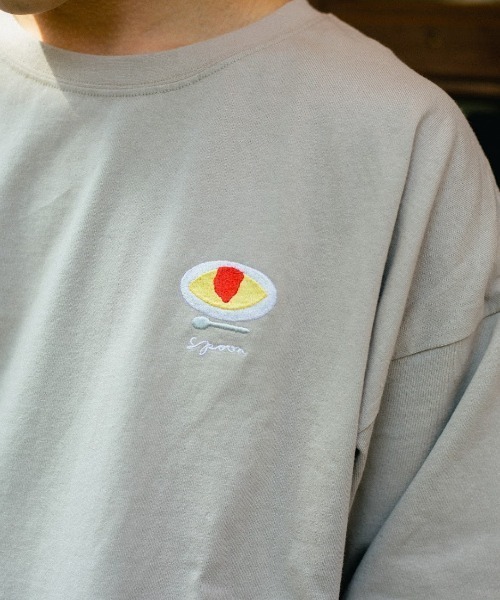 spoon store(スプーンストア)の「ワンポイント刺繍の喫茶長袖Tシャツ(Tシャツ/カットソー・レディース・ホワイト/ライトブルー/カーキ/アイボリー/ベージュ系その他/ブルー系その他/チャコール・フリー)」の21枚目の写真