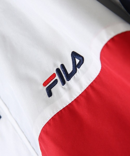 FILA(フィラ)の「【FILA】バイカラーフードライトジャケット(マウンテンパーカー・メンズ・ブラック/ネイビー/カーキ・MEDIUM/LARGE/X-LARGE)」の13枚目の写真