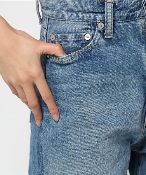 SEA(シー)の「VINTAGE 875H ハイライズスリムクラッシュオリジナルセルヴィッチデニムパンツ(デニムパンツ・レディース・ブルー/ライトブルー/ワンウォッシュ/ノンウォッシュ・27/24/25/26)」の20枚目の写真