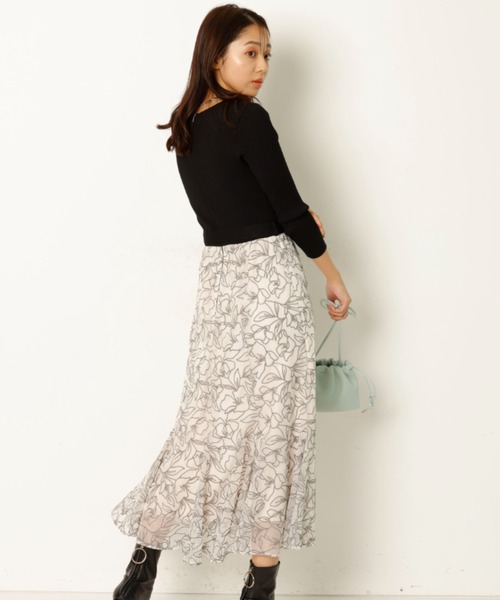JUSGLITTY（ジャスグリッティー）の「エアリー刺繍スカートドッキング
