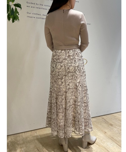 エアリー刺繍ドッキングスカートワンピース JUSGLITTY（ジャスグリッティー）の「エアリー刺繍スカートドッキング