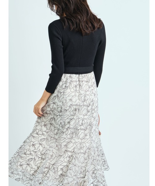 JUSGLITTY（ジャスグリッティー）の「エアリー刺繍スカートドッキング