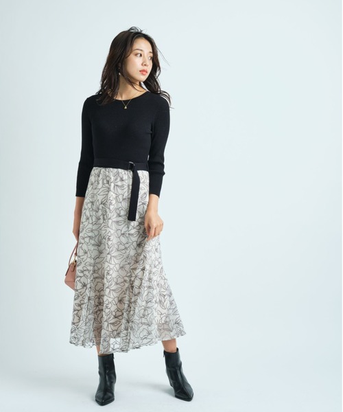 エアリー刺繍ドッキングスカートワンピース JUSGLITTY（ジャスグリッティー）の「エアリー刺繍スカートドッキング