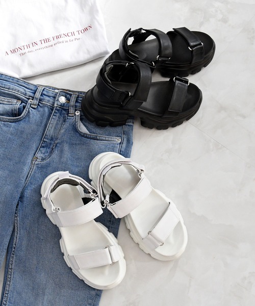 NOFALL（ノーフォール）の「厚底スニーカーソールベルクロサンダル（サンダル・レディース・ベージュ/ホワイト/ブラック/シルバー・S/L/3L/LL/M）」の13枚目の写真