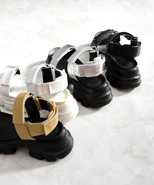 NOFALL（ノーフォール）の「厚底スニーカーソールベルクロサンダル（サンダル・レディース・ベージュ/ホワイト/ブラック/シルバー・S/L/3L/LL/M）」の15枚目の写真