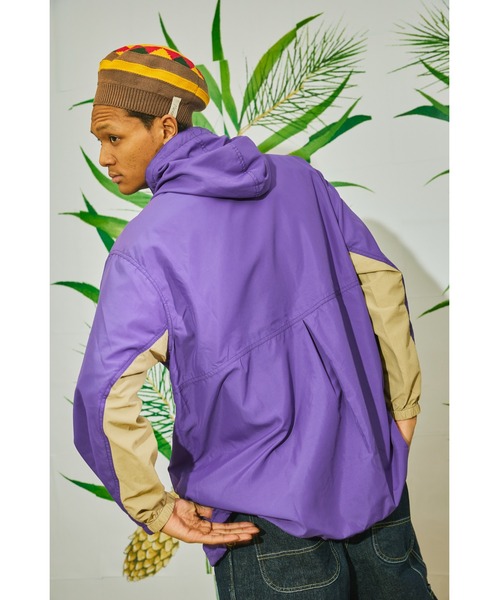 AlexanderLeeChang(アレキサンダーリーチャン)の「AlexanderLeeChang/アレキサンダーリーチャン BIG ANORAK ビッグシルエットアノラック(ナイロンジャケット・メンズ・ブラック/パープル/イエロー・2/3)」の15枚目の写真