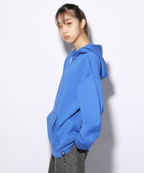 PBLIM（ページボーイリム）の「【PAGEBOYLIM】カラーダンボールパーカー（パーカー・レディース・ブルー/ブラック/グリーン・LARGE/MEDIUM）」の17枚目の写真