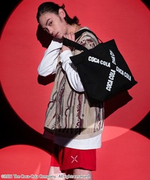 BACK TO THE FIELD（バック トゥー ザ フィールド）の「【コカ･コーラ】クロスモチーフトート(BACK TO THE FIELD)（トートバッグ）」