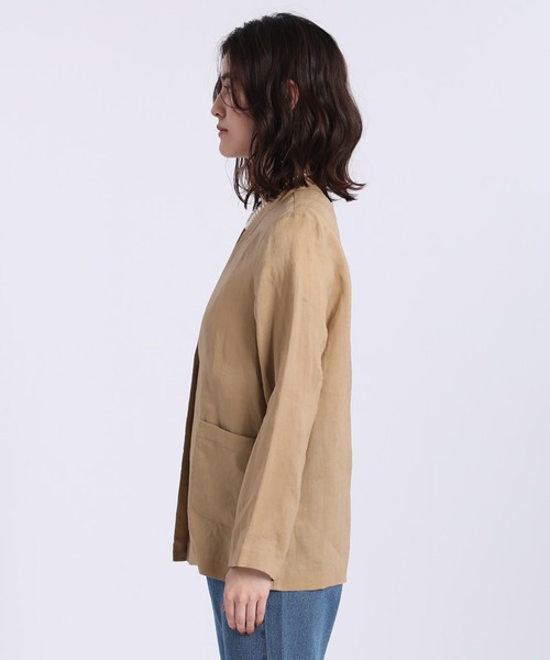 INED CLARO（イネドクラロ）の「Vネックリネンジャケット（テーラードジャケット・レディース・ブラック/キャメル・フリー）」の4枚目の写真