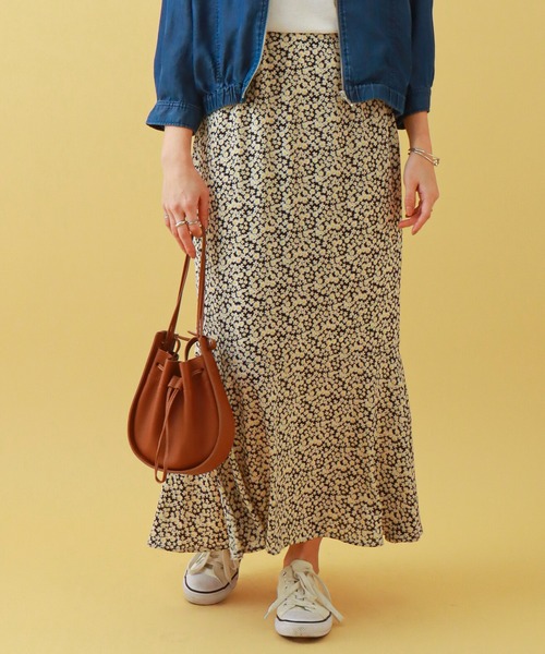 libelle more（リベル モア）の「デイジー柄マーメイドスカート（スカート・レディース・ブラック/ブラウン/グリーン・M）」の2枚目の写真