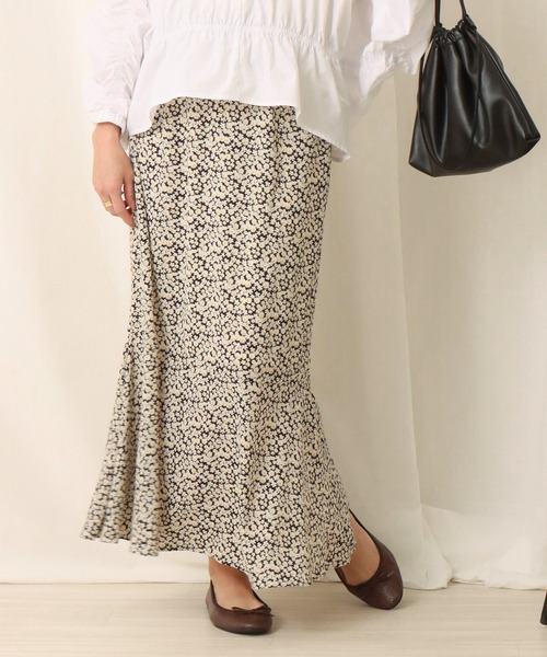 libelle more（リベル モア）の「デイジー柄マーメイドスカート（スカート・レディース・ブラック/ブラウン/グリーン・M）」の20枚目の写真