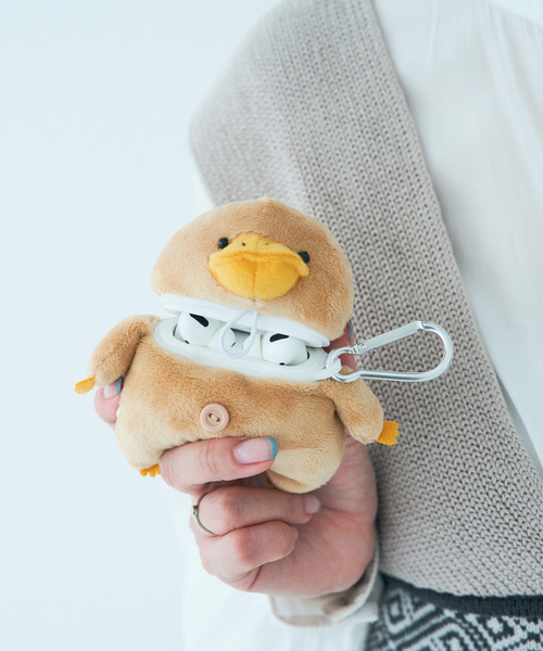 macaroni edge（マカロニエッジ）の「〈macaroni edge/マカロニエッジ〉AirPods Case/カモノハシのぬいぐるみ エアポッズケース (AirPods/AirPodsPro)（ヘッドフォン/イヤホン・レディース・ベージュ・B/A/2）」の7枚目の写真