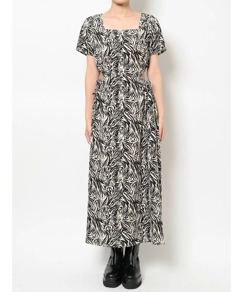 EVRIS(エヴリス)の「サイドオープンドロストロングワンピース(ワンピース・レディース・ブラック/グリーン/その他1・FREE)」の22枚目の写真