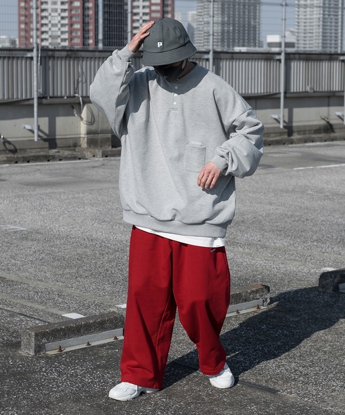 Perushu(ペルーシュ)の「ヘンリーネックスウェット(スウェット・メンズ・ライトグレー/ライトグリーン/ライトピンク/イエロー・LARGE/MEDIUM)」の11枚目の写真