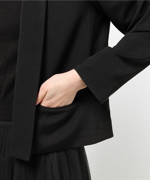 ROSE BUD(ローズバッド)の「LJ-15105 TAILORED SHORT JACKET(テーラードジャケット・レディース・ブラック/ベージュ系その他・ONE SIZE)」の3枚目の写真