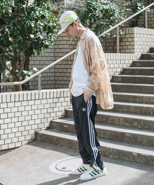 adidas Originals（アディダスオリジナルス）の「adidas