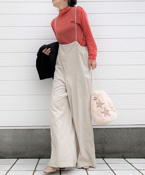 CONTROL FREAK / CTFK（コントロールフリーク）の「スターバケットバッグ（ショルダーバッグ・レディース・ブラック/ベージュ・ONE SIZE）」の8枚目の写真